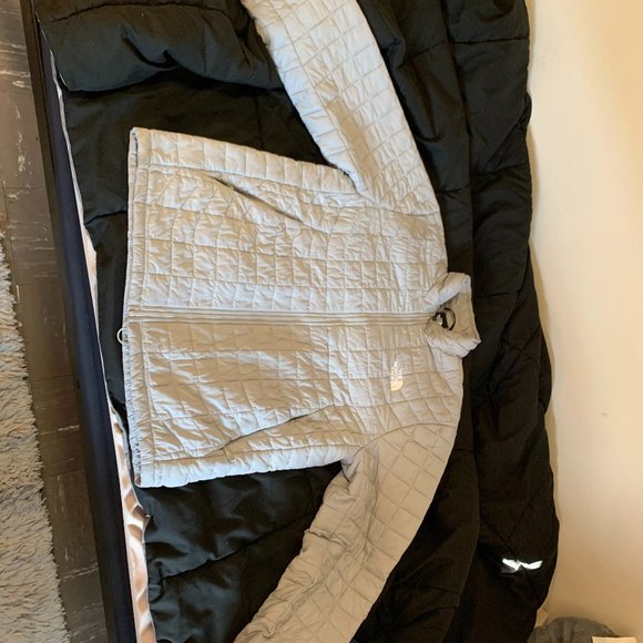 The North Face Men’s ThermoBall™ Eco Jacket Meld Grey - Picture 1 of 9